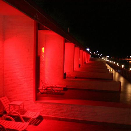 Beyaz Cinar Butik Hotel อัคชาโคชา ภายนอก รูปภาพ